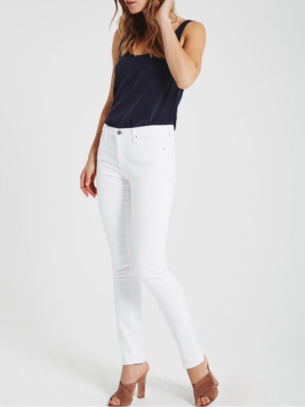 AG THE PRIMA WHITE JEANS Mid Rise Cigarette Trendy Classic Chic Popular